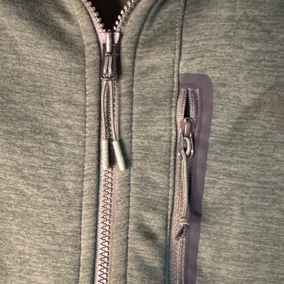 The North Face Men's Olive Green Lightweight Jacket - Picture 4 of 7